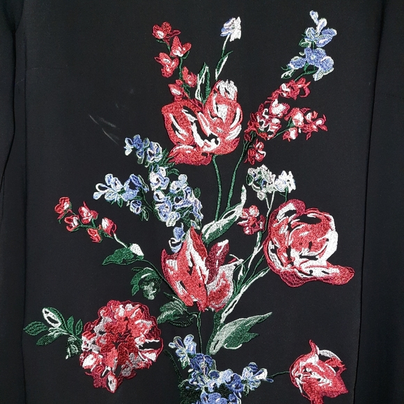 Express mini dress with embroidery. Size M. - Picture 4 of 5